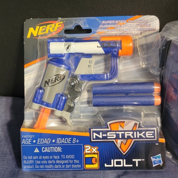 New! NERF N-STRIKE JOLT Blaster Toy Gun w/ 2 Elite Darts & Cocking Handle, Blue - Picture 2 of 9